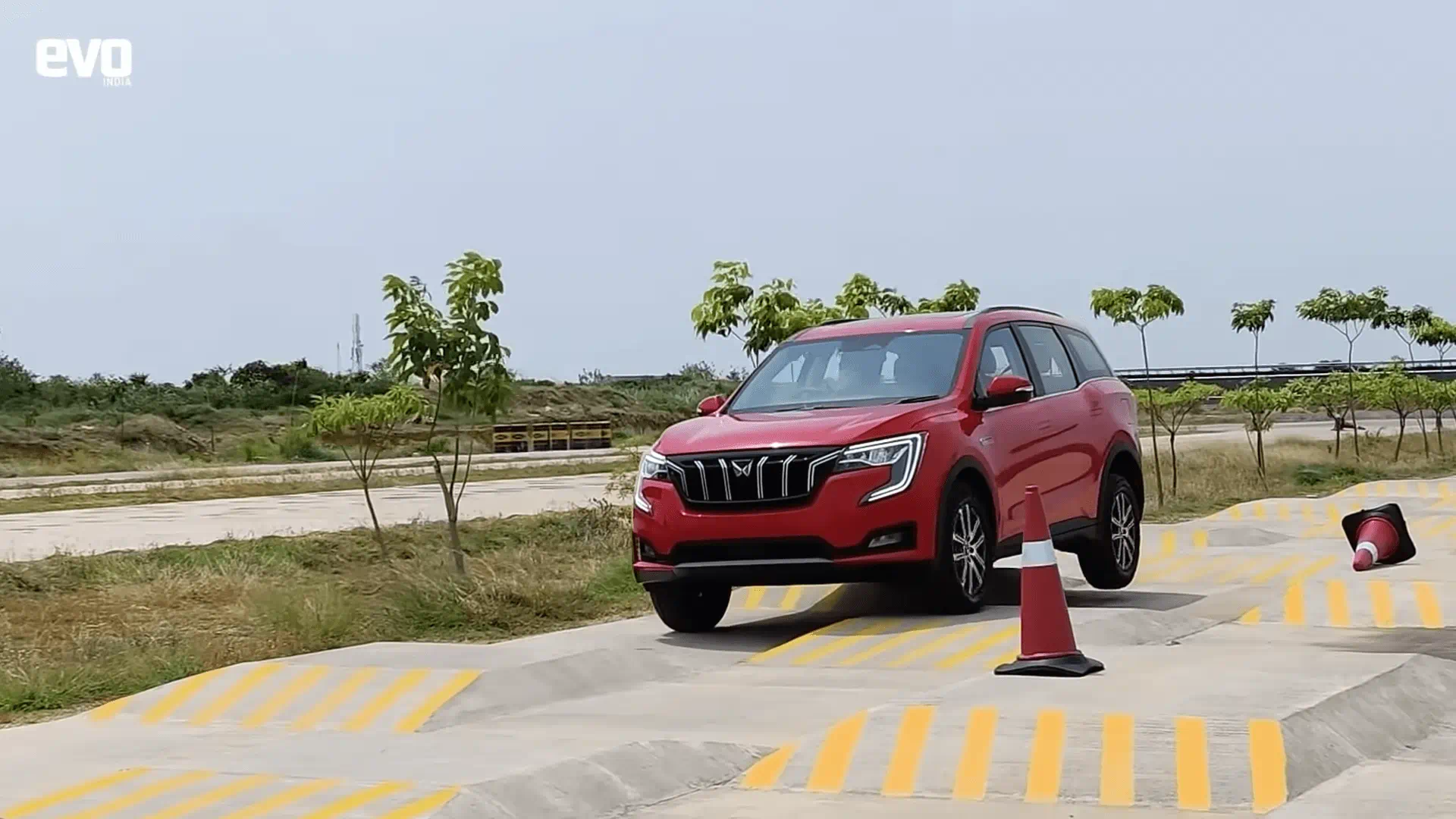 XUV700 evo India Expert Review  